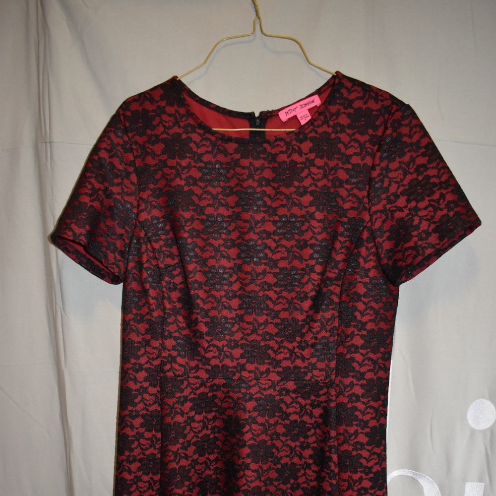 Betsey Johnson Lace overlay dress, never worn